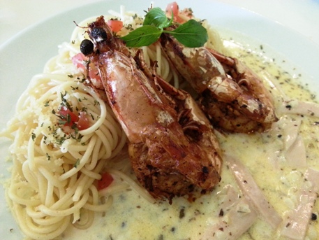 spaghetti cabonara with King Prawn