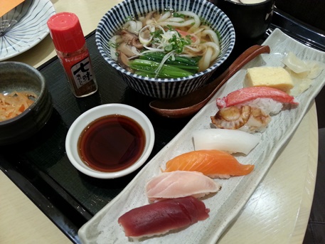 sashimi sushi and udon set